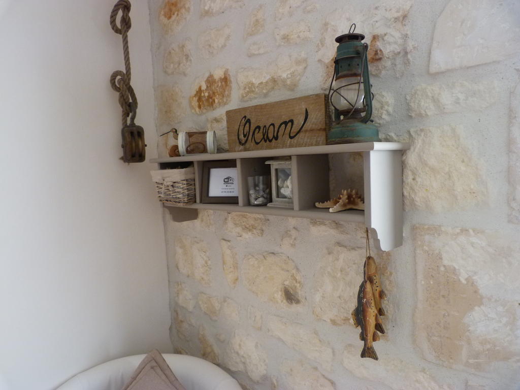 Les Persiennes Hotel Saintes Kültér fotó