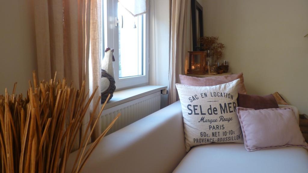 Les Persiennes Hotel Saintes Kültér fotó